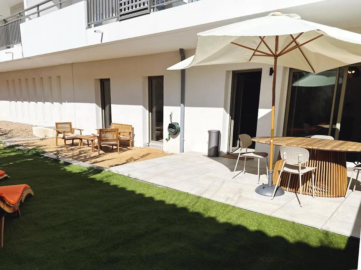Appartement Moderne Tout Equipe. Marseille 0*,  France