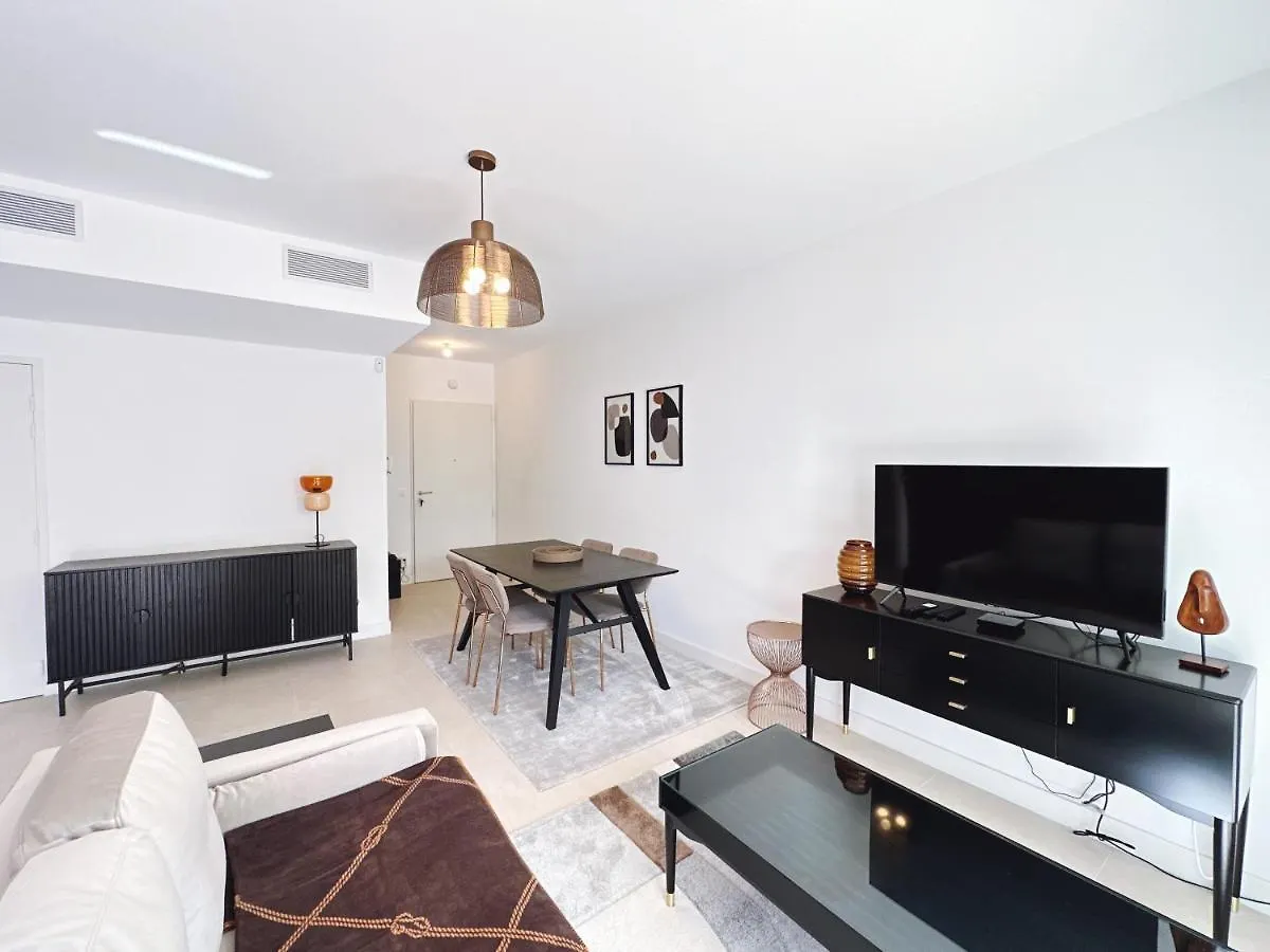 Appartement Moderne Tout Equipe. Marseille Apartment